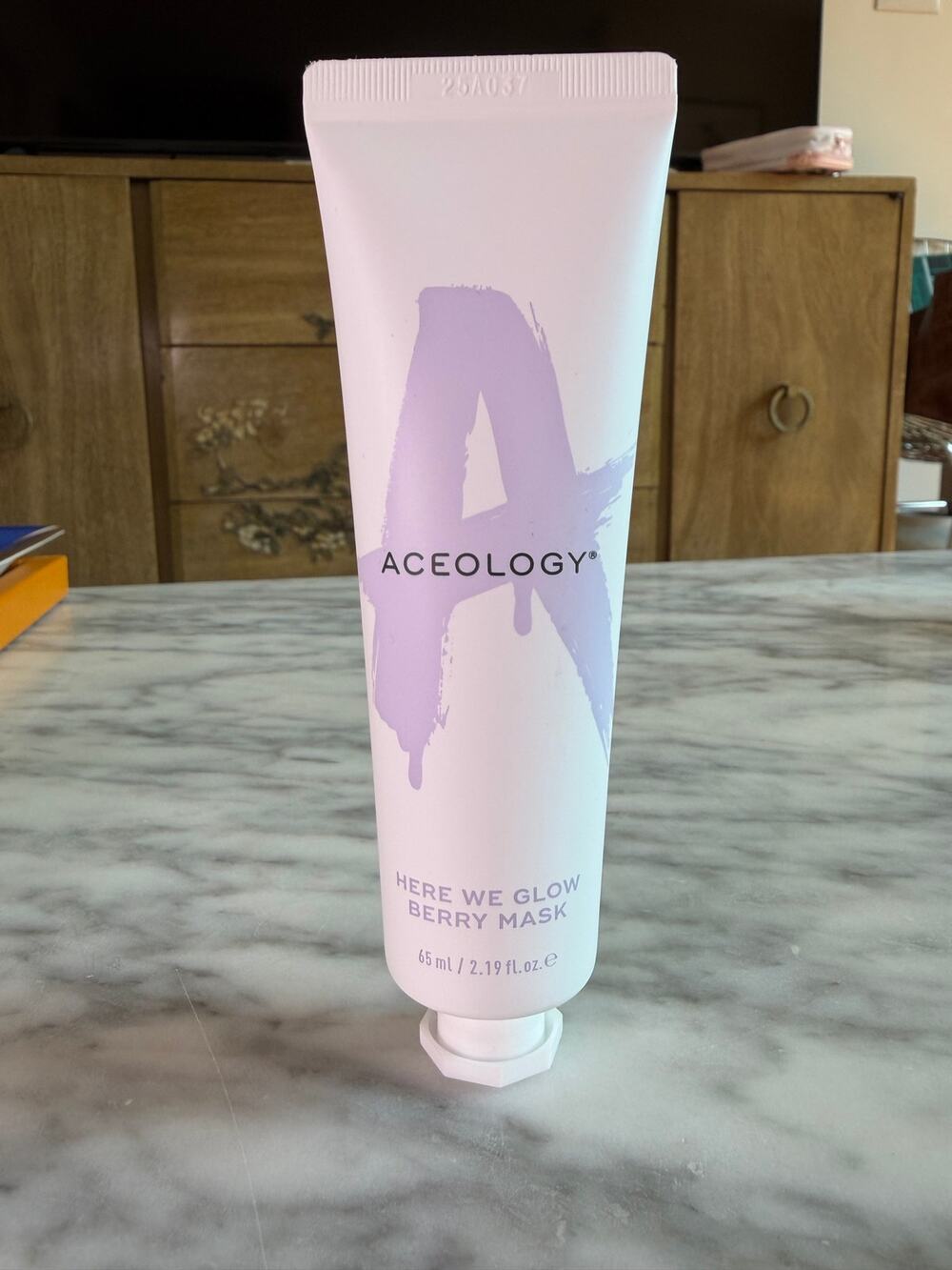 Here We Glow Berry Mask Aceology